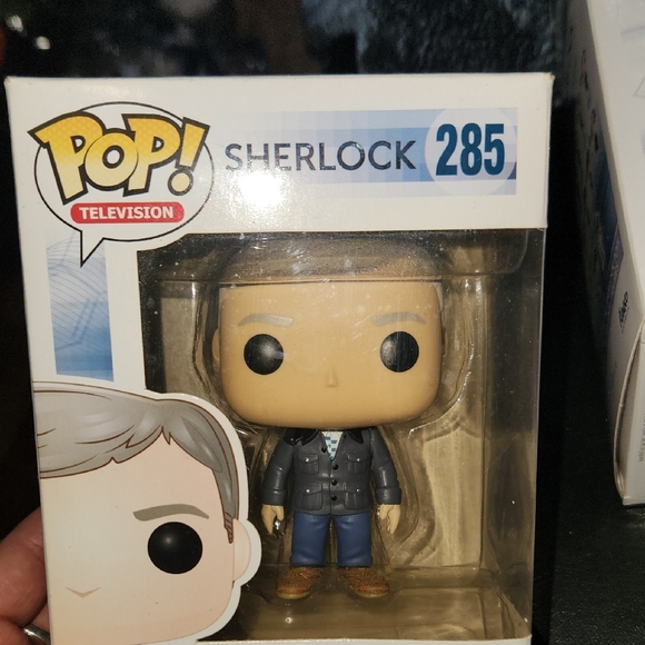 Funko Pop! Sherlock and Watson Set Of 3 - Picture 2 of 7